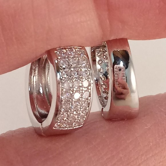 Men's Silver Plated Luxury Diamond Zircon Hoop Huggie Earrings 13x6mm Gift - Picture 3 of 5